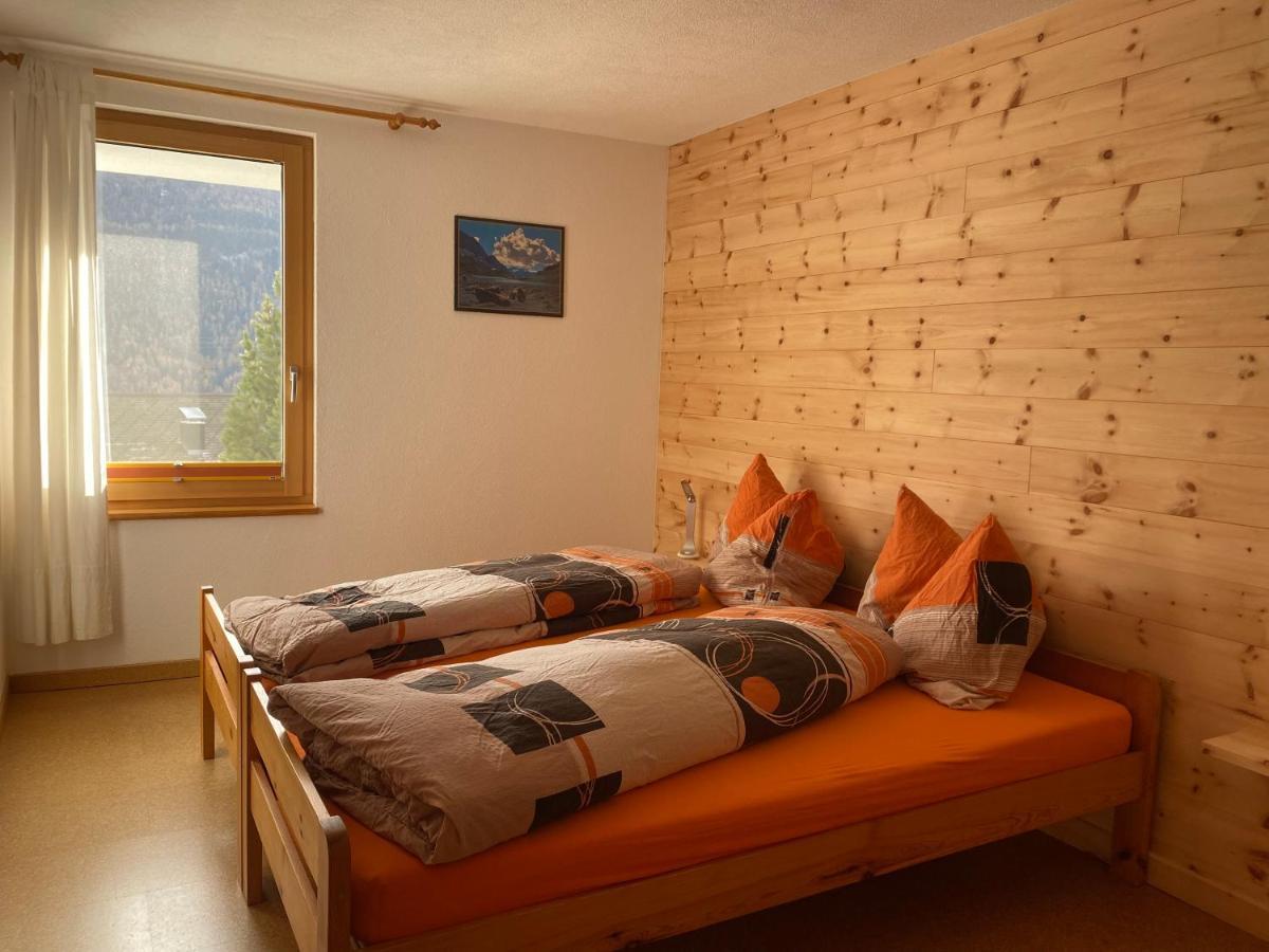 Ferienwohnung In Tschlin Mit Panoramablick Εξωτερικό φωτογραφία